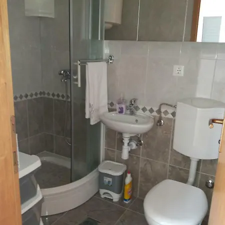Simic Apartman Podgora